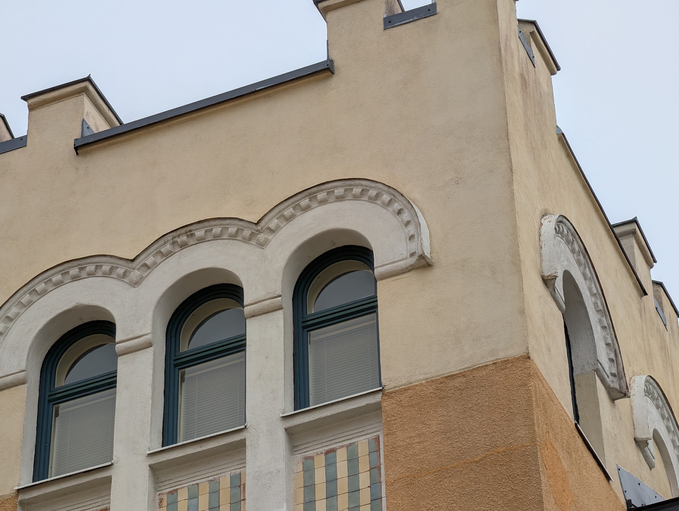 Telekamera, 10x digitaalinen zoom.