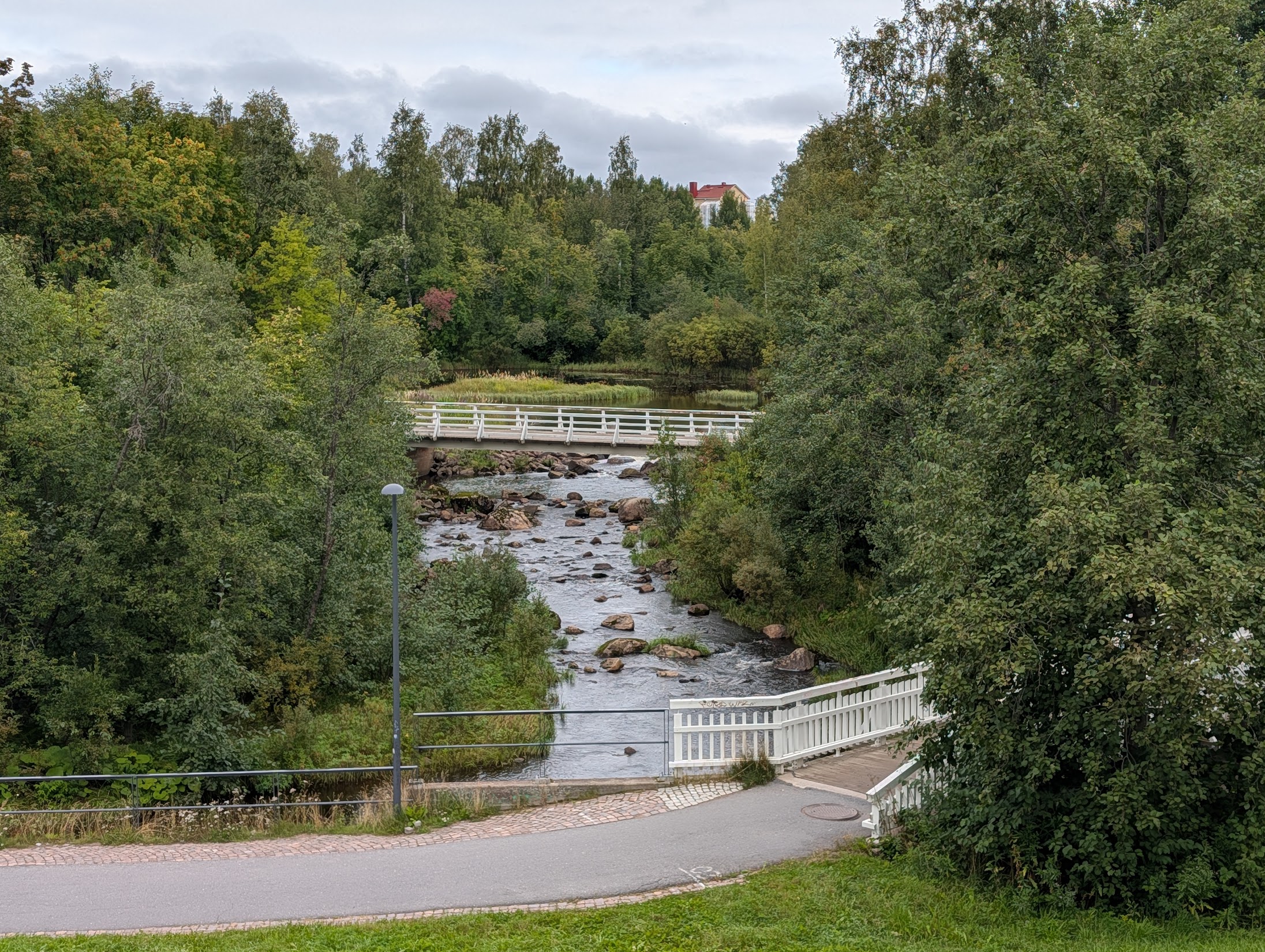 Pääkamera, 2x zoom.
