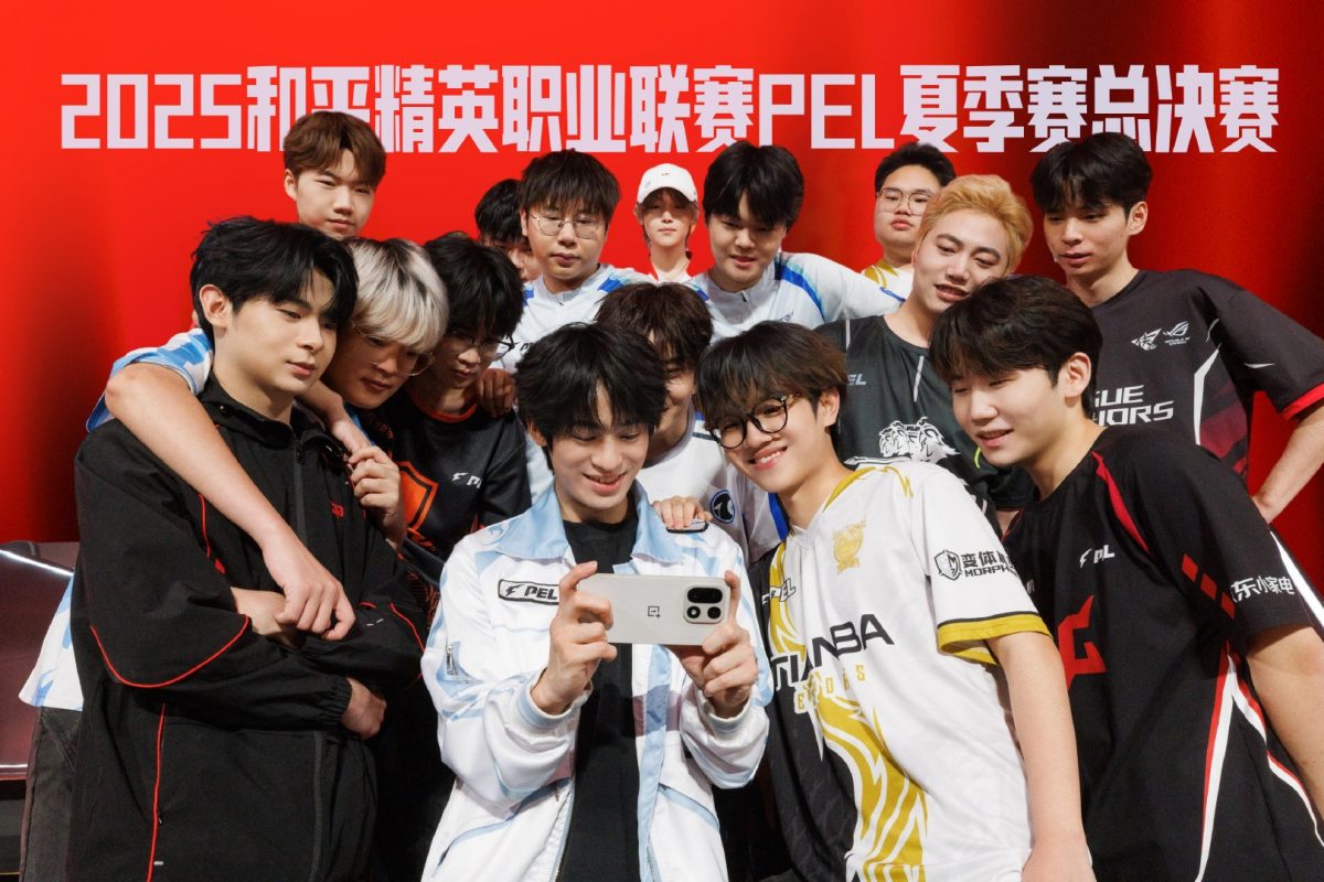 OnePlus 15 esillä PEL-liigan jakamassa kuvassa.