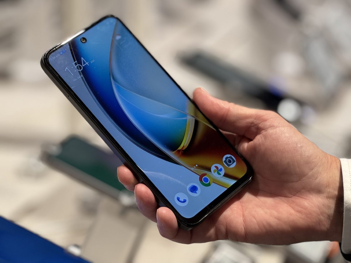 Power tuo myyntiin oman Cepter Mobile -brändin älypuhelimet.