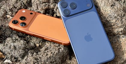 iPhone 17 -puhelinten myynti on ollut vahvaa. Kuvassa iPhone 17 Pro ja iPhone 17 Pro Max.