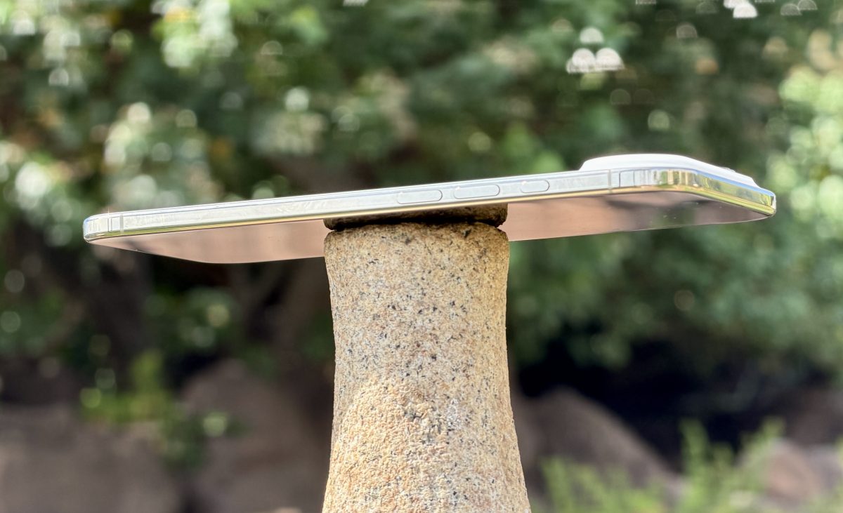 Vain 5,64 millimetriä paksu iPhone Air on suunniteltu ohuuden ehdoilla.