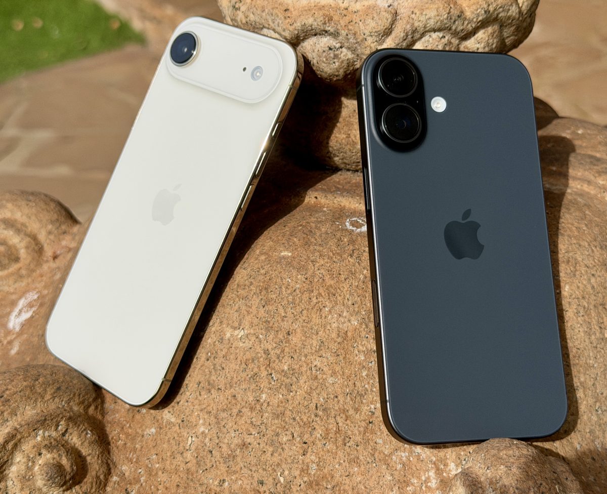 iPhone Airissa on takana vain yksi kamera. Rinnalla iPhone 17, joka tarjoaa pää- ja ultralaajakulmakameran.