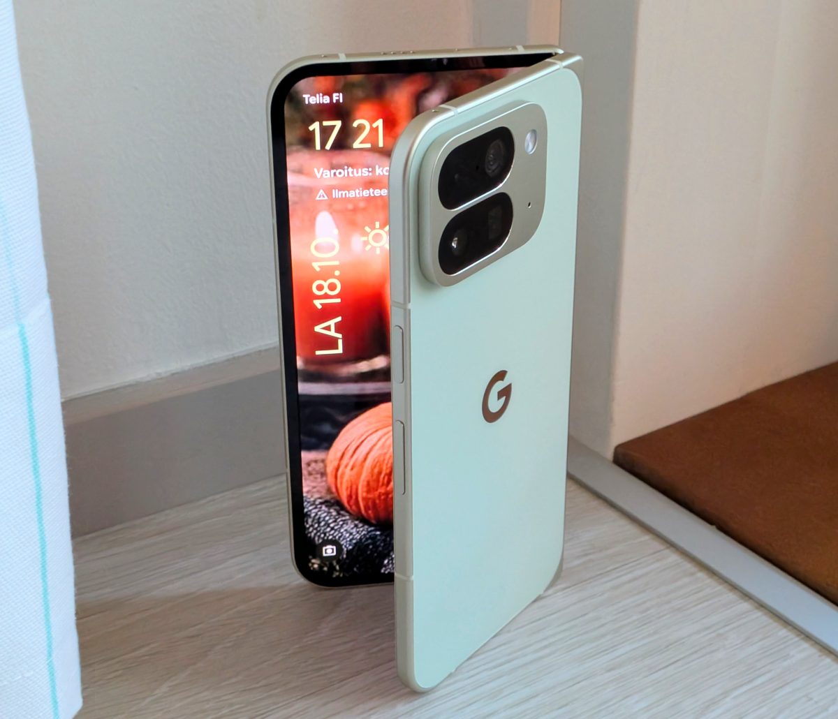 Google Pixel 10 Pro Fold on mainio taittuvanäyttöinen puhelin. Haaste on kuitenkin kova.