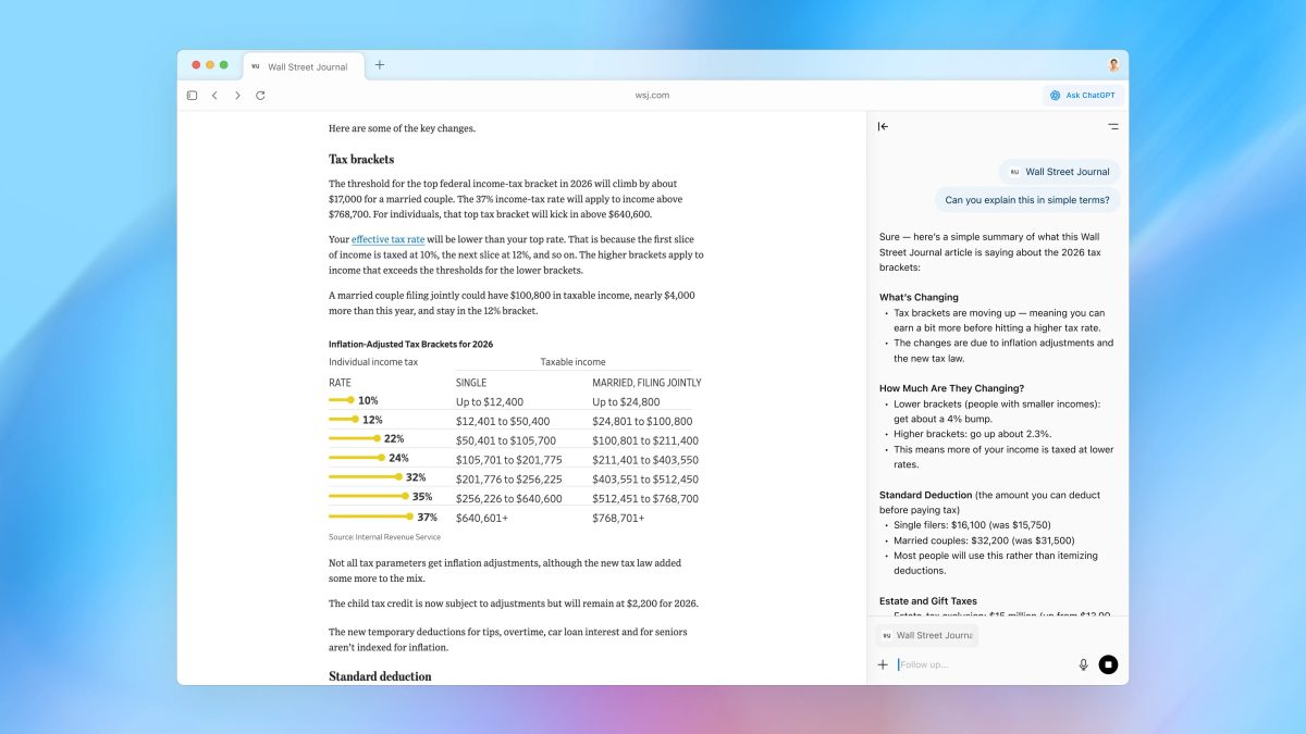 ChatGPT:n voi avata sivupalkkiin ChatGPT Atlasissa vastaamaan pyyntöihin avoinna olevaan verkkosivuun liittyen.