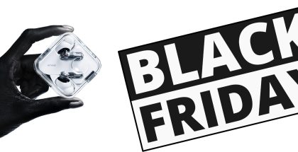 Black Friday -tarjouksista löytyy runsaasti kuulokkeita. Kuvassa Nothing Ear.