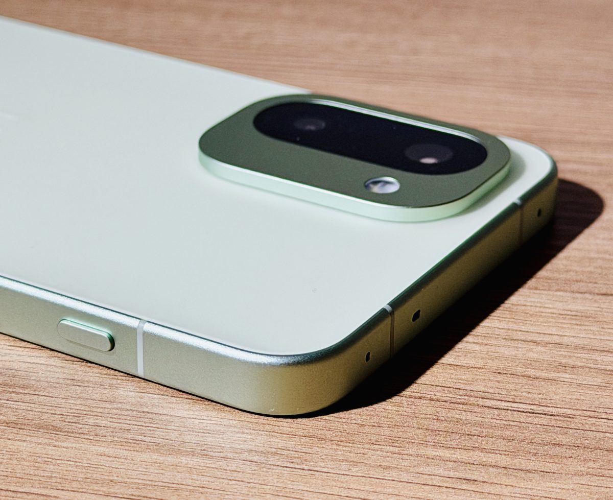 OnePlus 15R:n sivulta löytyy Plus Key -toimintopainike.