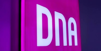 DNA logo.