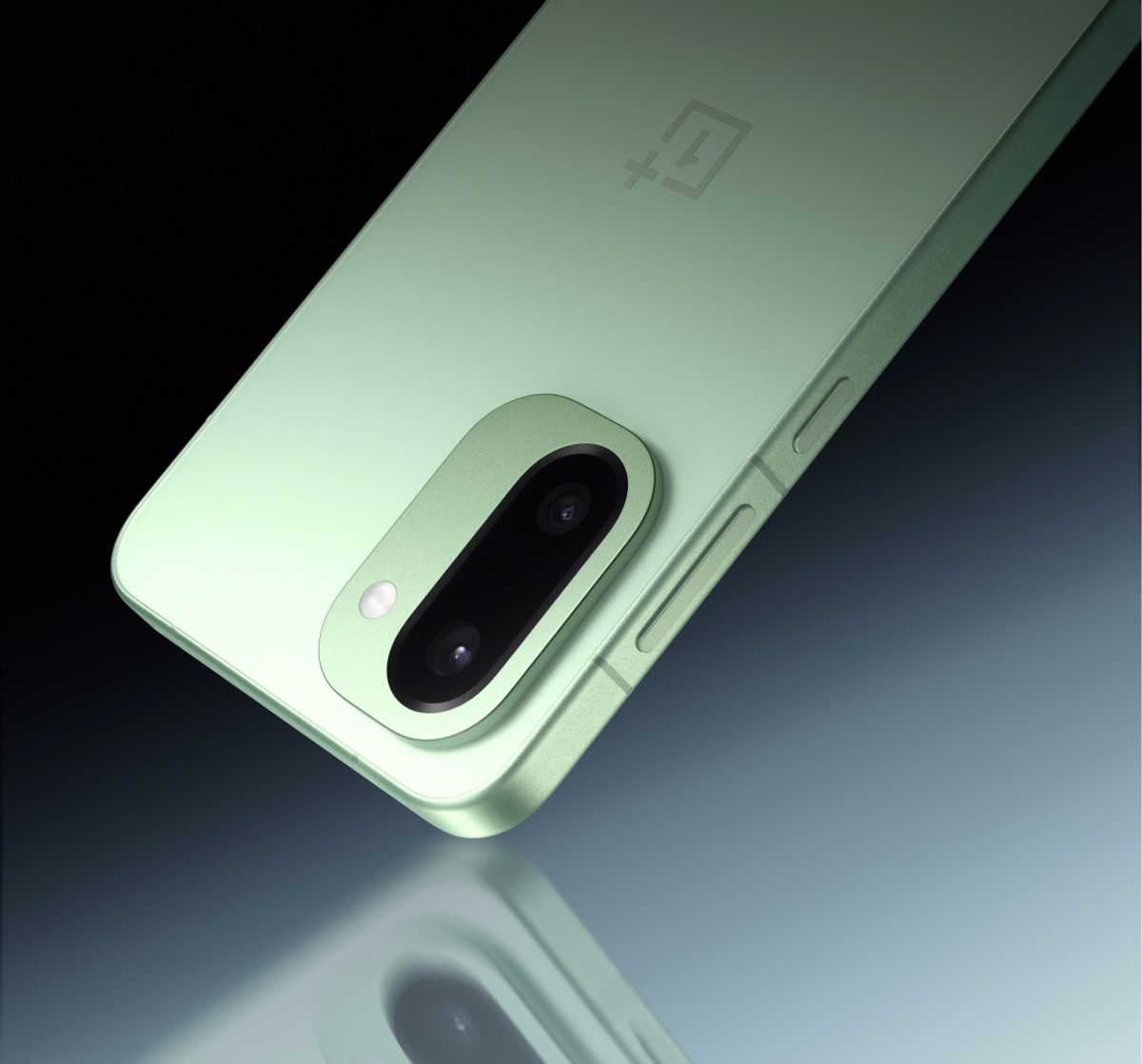 OnePlus 15R:ssä on 50 megapikselin pääkamera ja 8 megapikselin ultralaajakulmakamera.