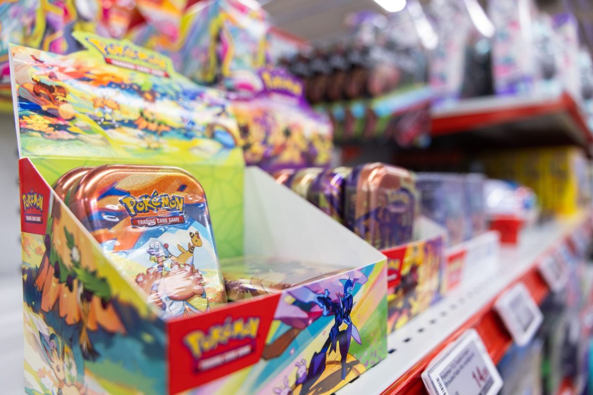 Myös Pokémon kiinnosti edelleen niin verkossa kuin myymälöissä. Kuva: Teemu Riihelä / Verkkokauppa.com.