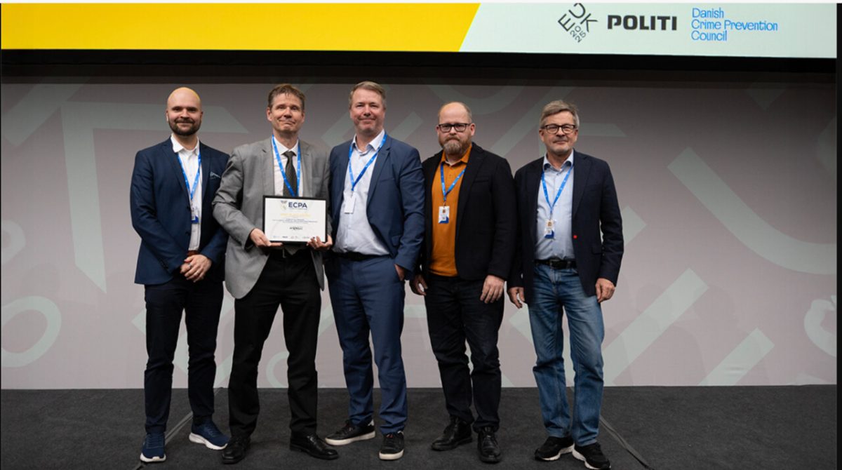 Kuvassa Suomen voittoisa tiimi Kööpenhaminassa. Vasemmalta Jussi Larvanto, Lauri Isotalo, Karri Jäkkö, Markus Alanko ja Aarne Kinnunen. Kuva: DKR.