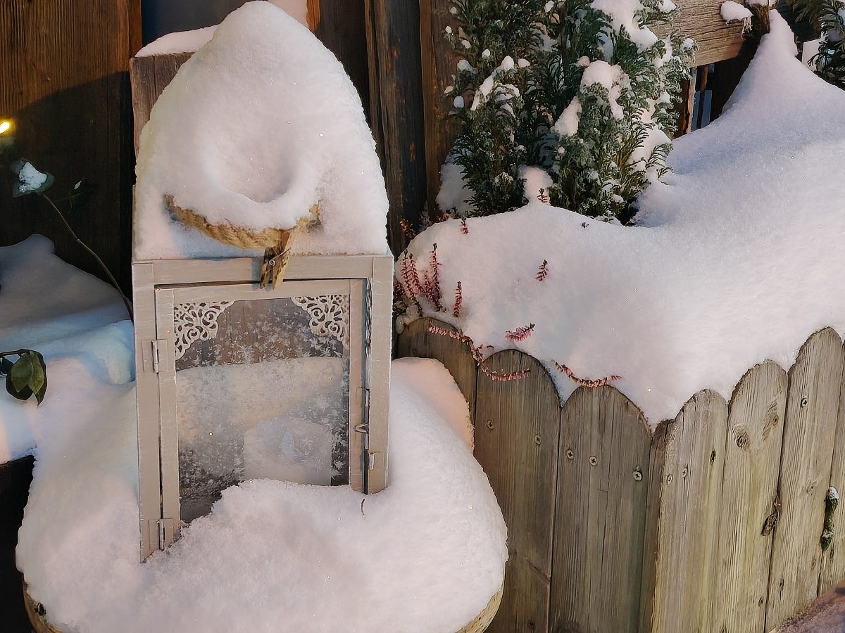 Pääkamera, 3x digitaalinen zoom.