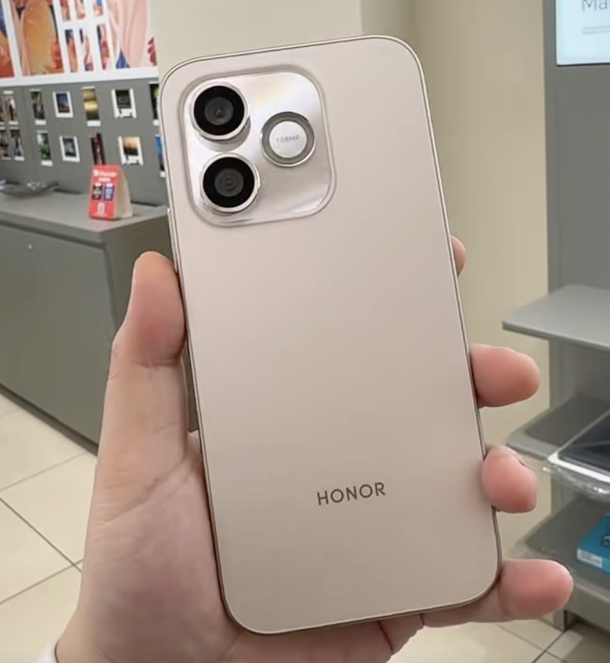 Honor 600 Lite vaaleana värivaihtoehtona TikTok-videolla.