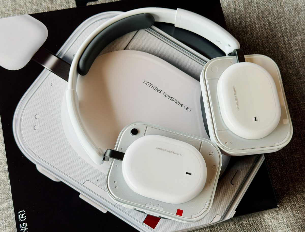 Nothing Headphone (a).