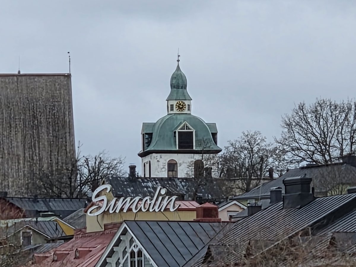 Telekamera, 10x digitaalinen zoom. Galaxy S26+.