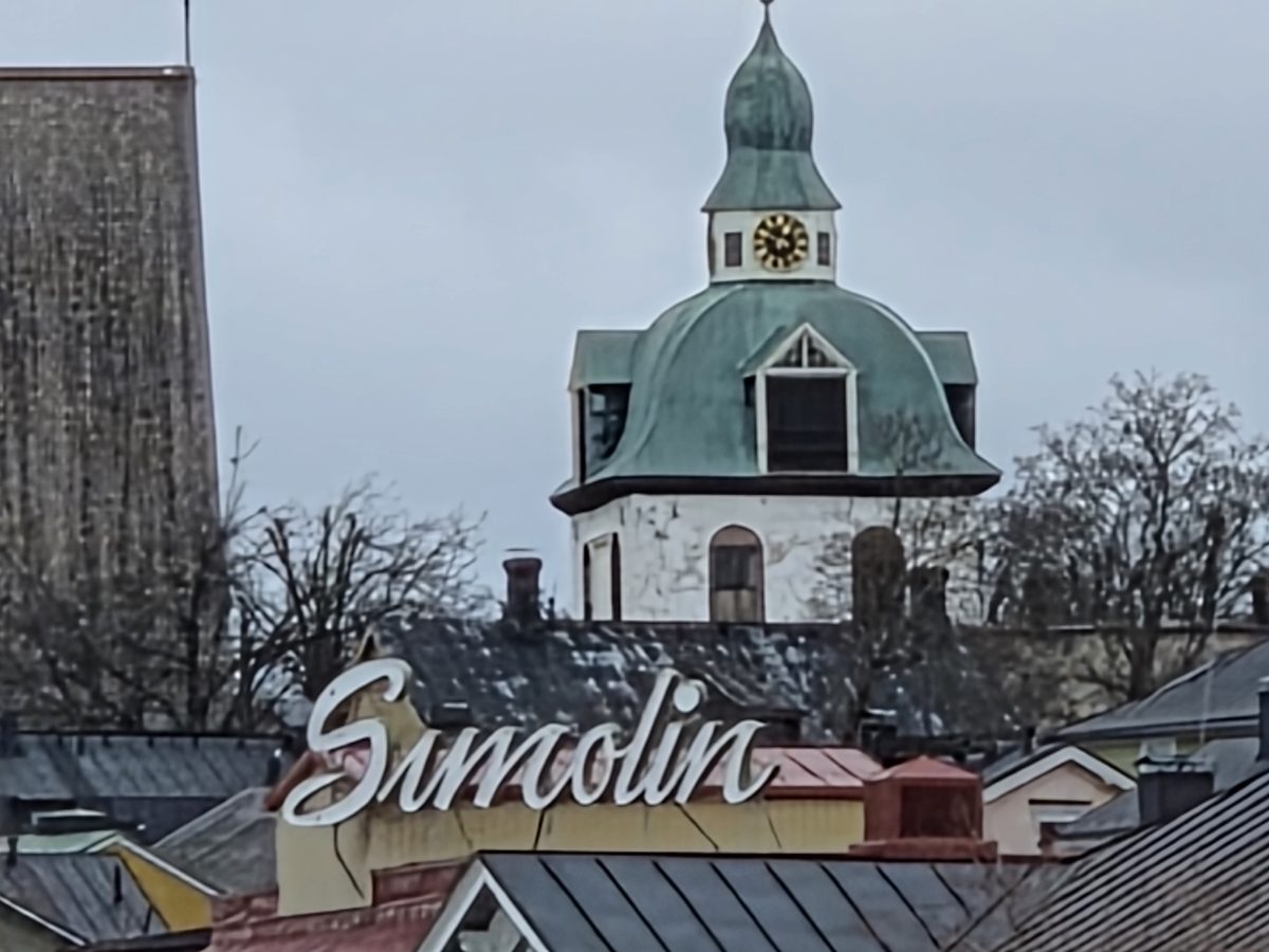 Telekamera, 30x digitaalinen zoom. Galaxy S26+.