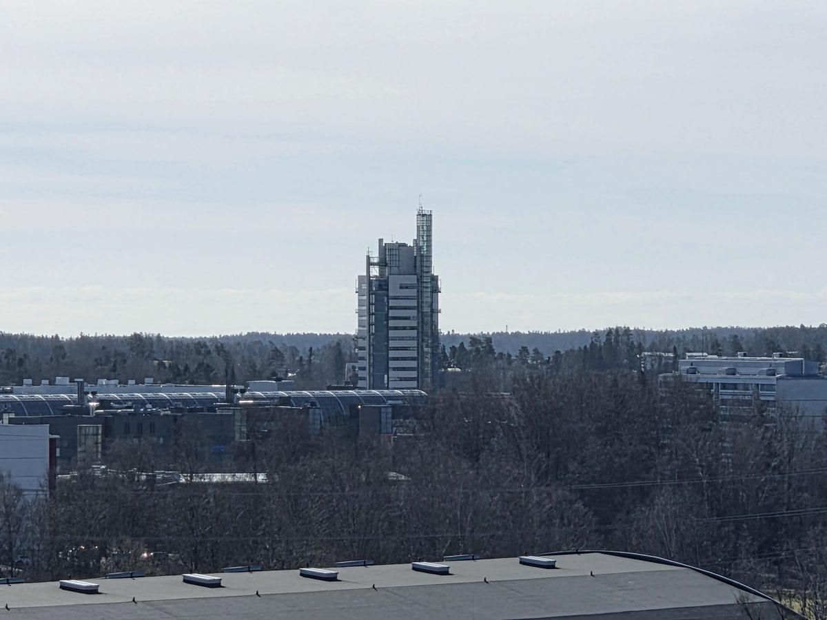 Telekamera, 10x digitaalinen zoom. Galaxy S26.