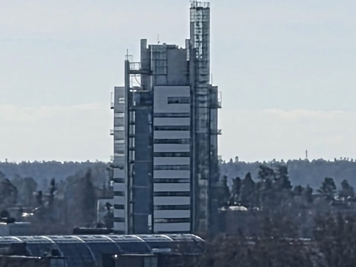 Telekamera, 30x digitaalinen zoom. Galaxy S26.