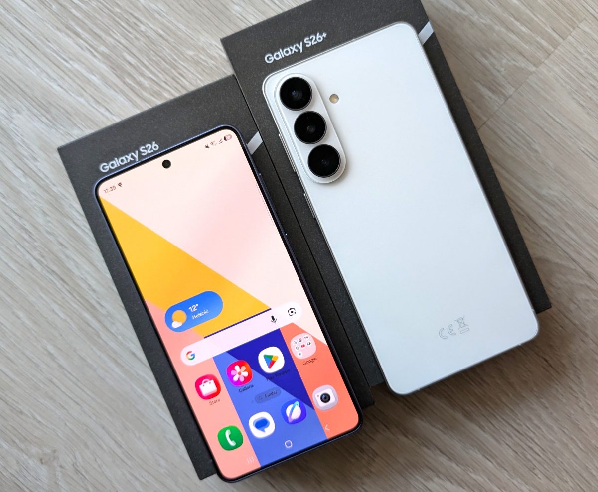 Samsung Galaxy S26 ja S26+.