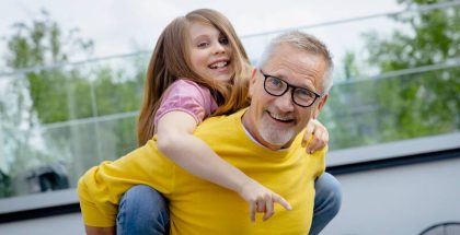 Pienille lapsille hankittavissa puhelimissa on tapahtunut nopeasti suuri muutos. Kuva: DNA.