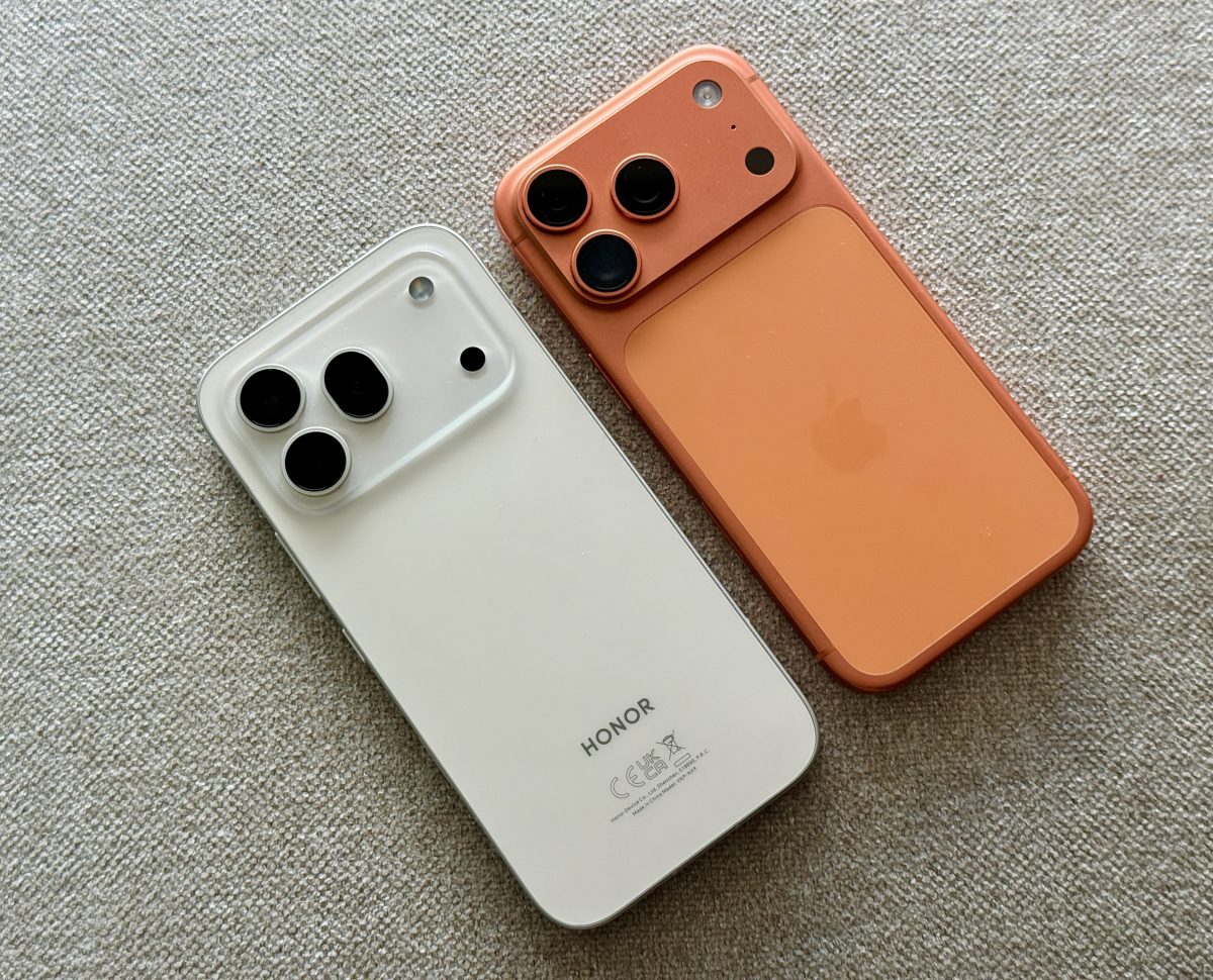 Honor 600 Pro ja iPhone 17 Pro. Oranssia väriä Honor ei 600 Prosta Suomessa myyntiin sentään tuonut.