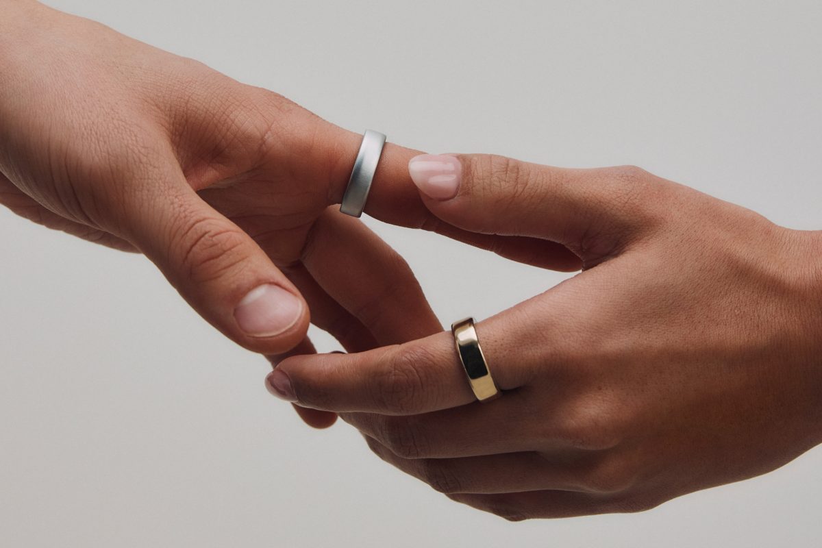 Oura Ring 5 sormissa.