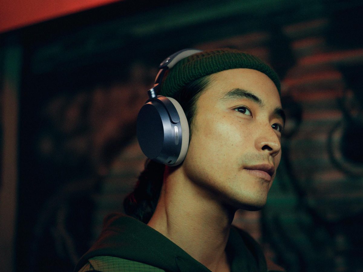 Sennheiser Momentum 5 Wireless.