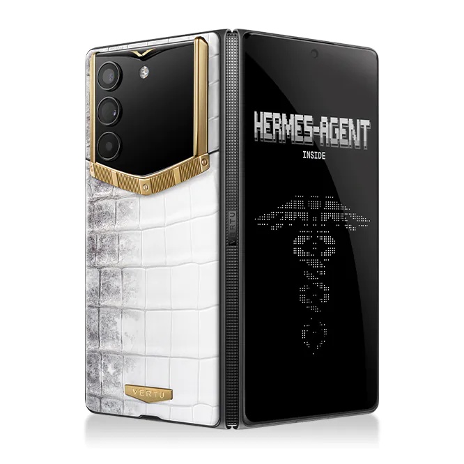 Vertu AlphaFold krokotiilinnahkaisena Himalayan Golf IV -versiona.