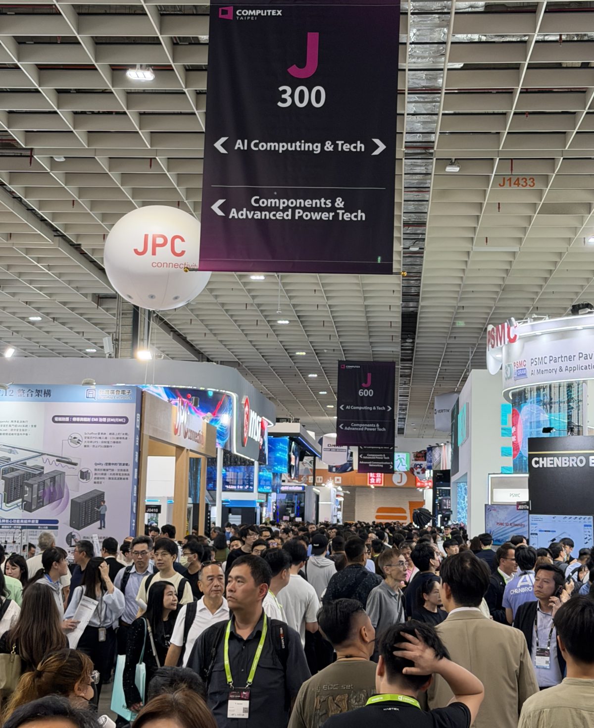 Computex-messut Taipeissa keräsivät tänä vuonna yli 111 000 osallistujaa.
