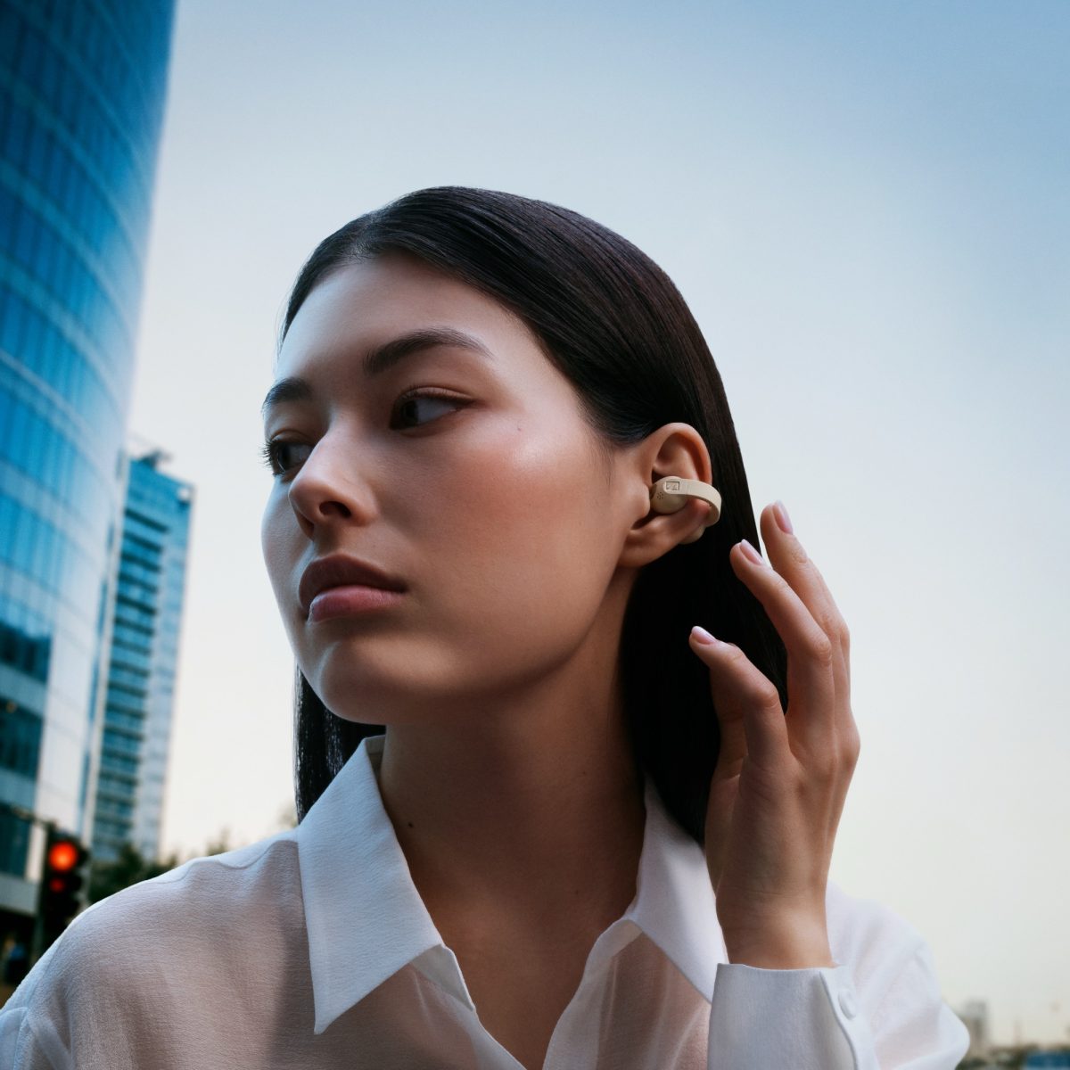 Sennheiser Accentum Clip.