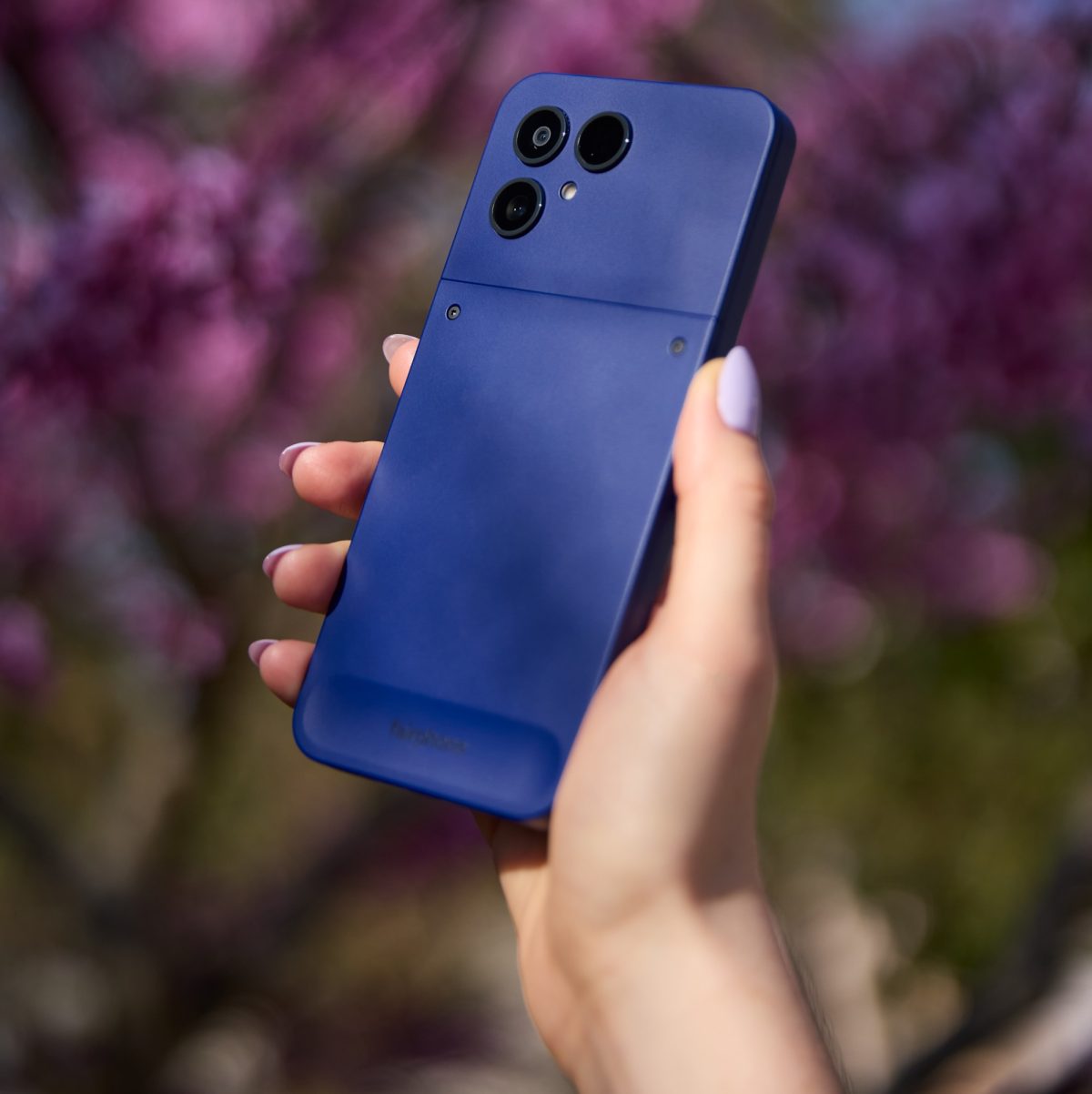 Fairphone 6+.