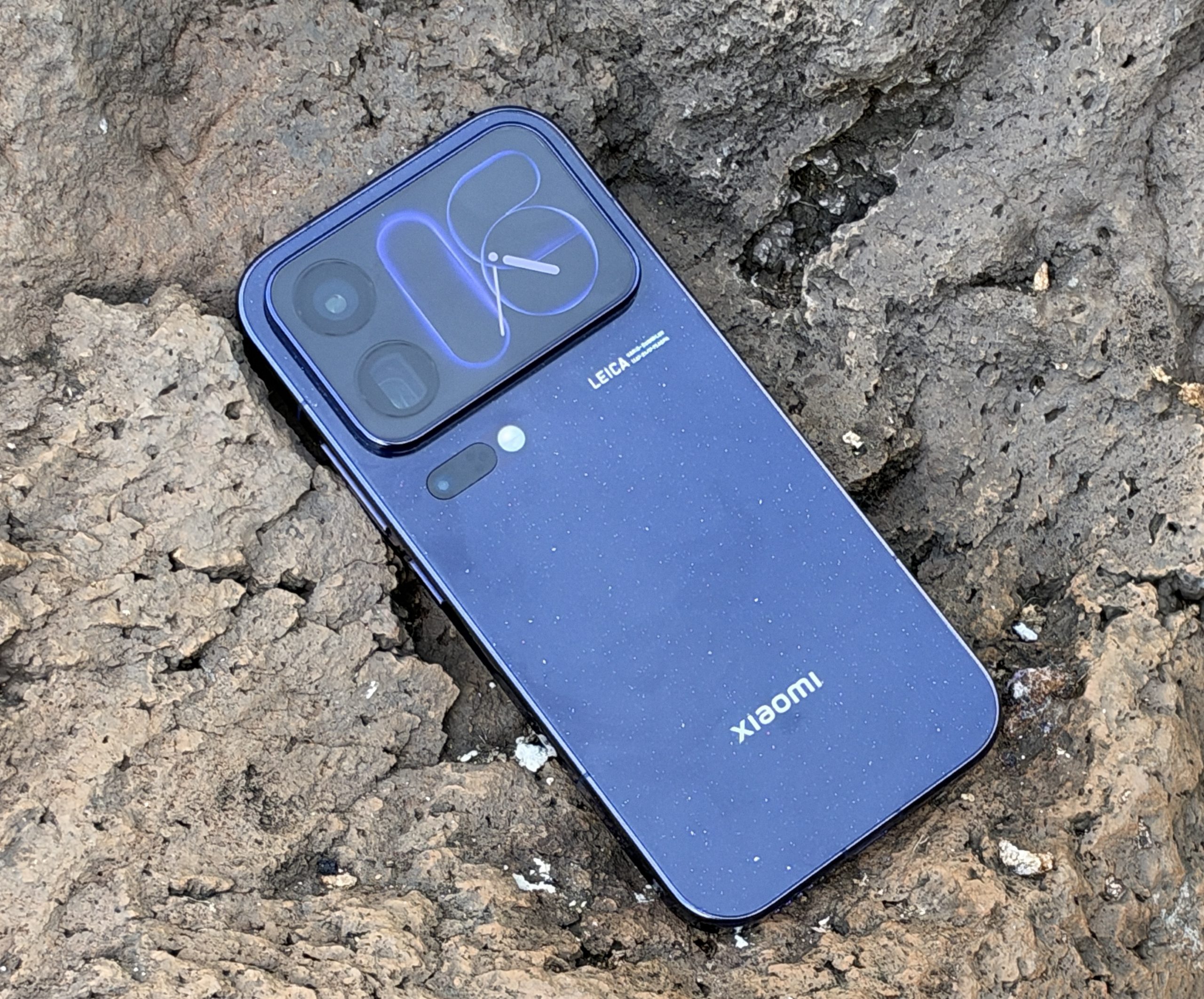 Xiaomi 18 Pro.
