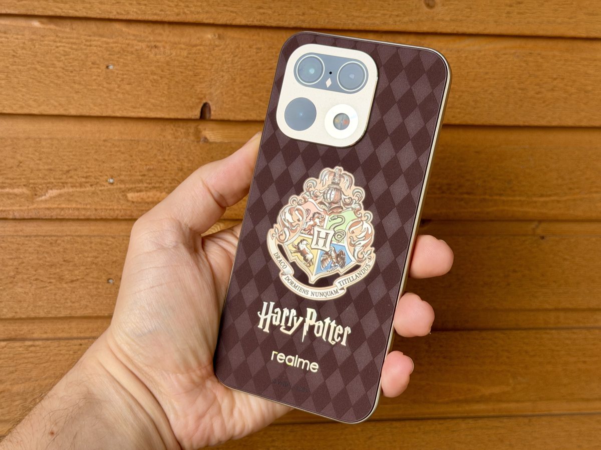 Realme 16 Pro 5G Harry Potter Edition.