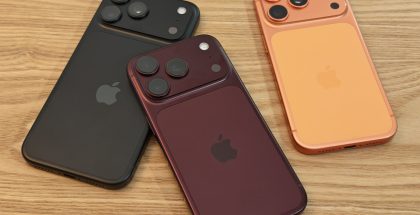 Kuvassa iPhone 18 Pro Max ja iPhone 18 Pro sekä aiempi iPhone 17 Pro.