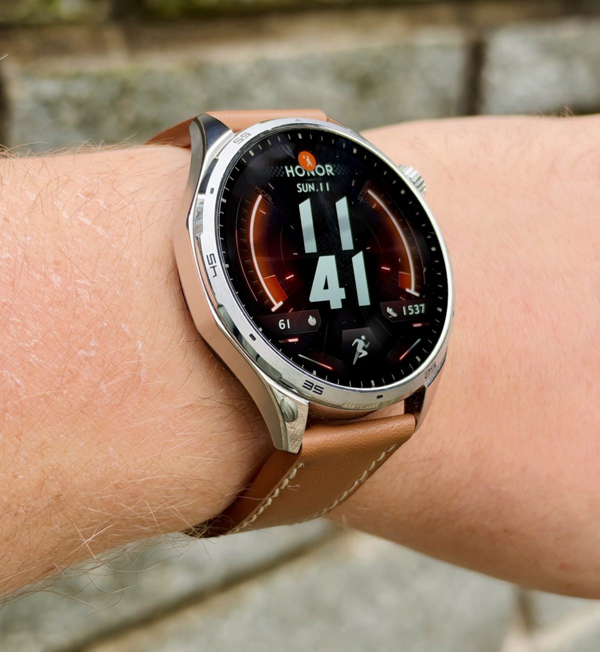 Honor Watch 6 on tyylikäs älykello pitkällä akunkestolla.