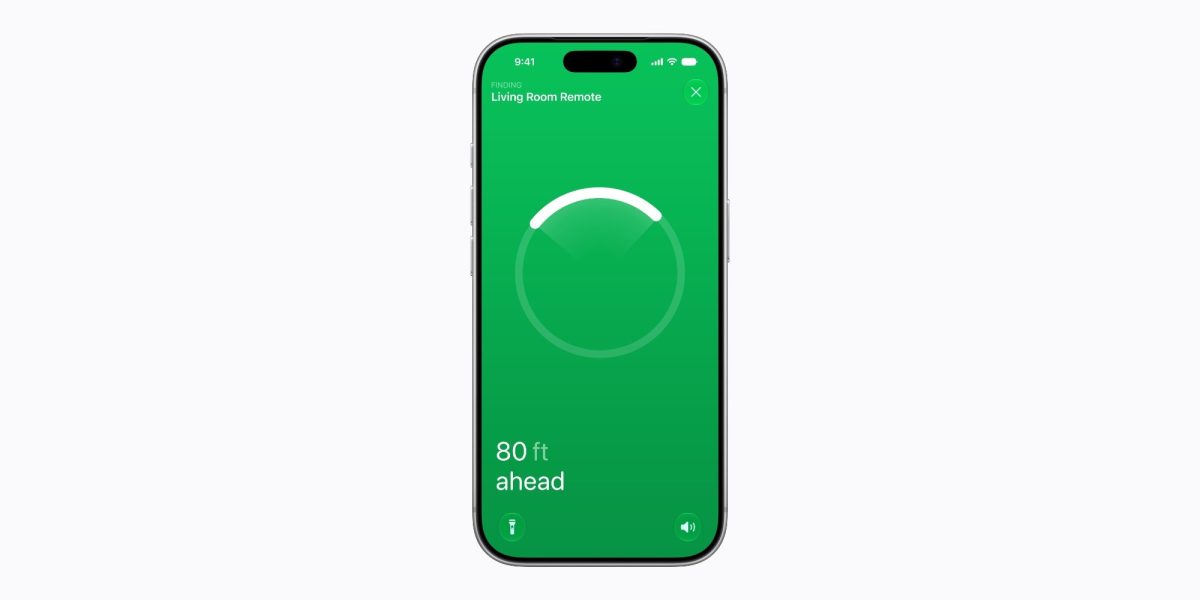 4. sukupolven Siri Remote tukee tarkkaa etsintää yhteensopivalla iPhonella.